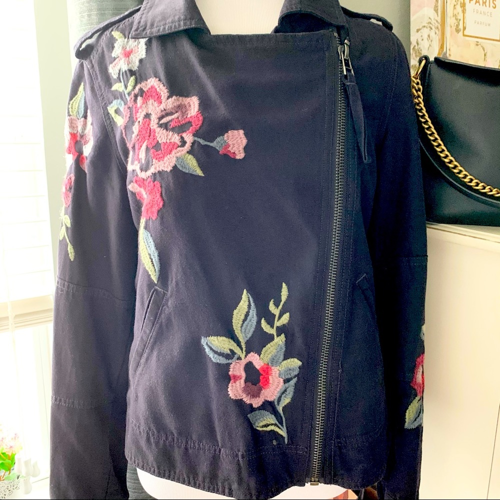 Kensie Black Floral Embroidered Jacket
